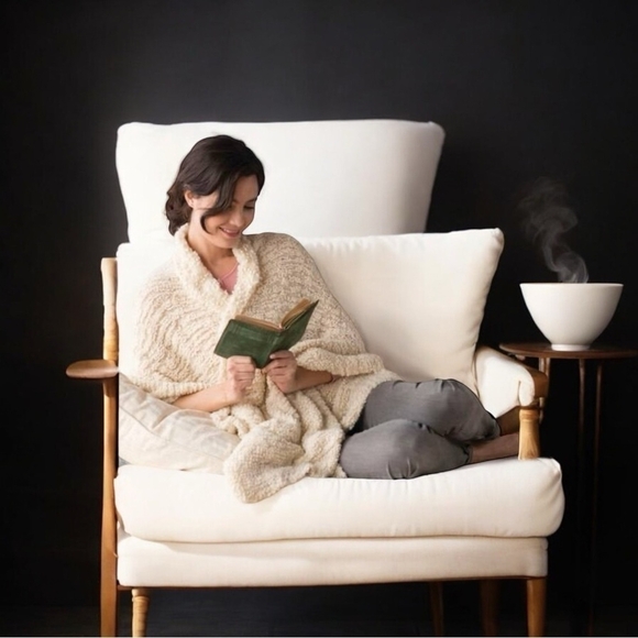 Wrap Soft Beige DEMDACO Cream Giving Shawl Wrap with Pockets Textured Dot Shawl - Picture 2 of 10